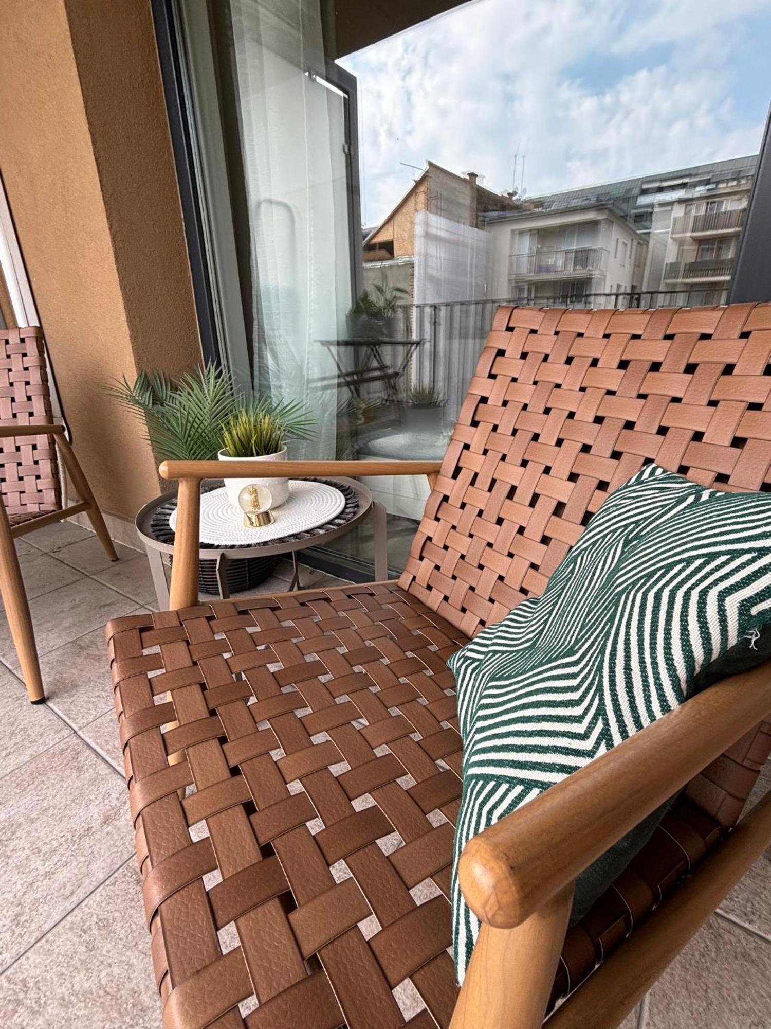 Scandinavian-style Downtown With A Terrace דירה